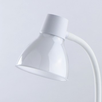 Лампа настольная DeMarkt Ракурс 631036301-1