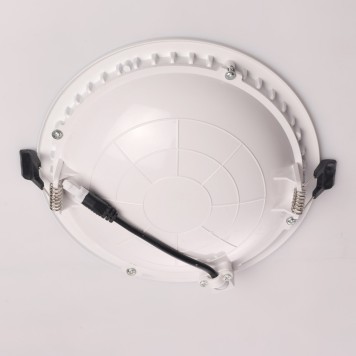 Светильник точечный DeMarkt Стаут 7 702012201-4