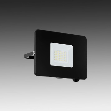 Уличный настенный светильник Eglo Faedo 3 97457