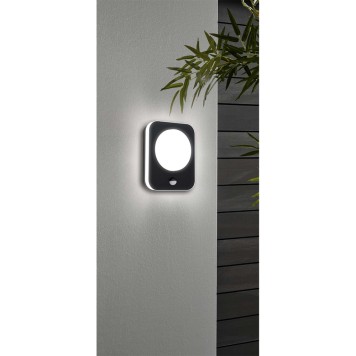 Уличный настенный светильник Eglo Madriz 99584-3