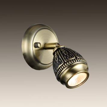 Спот Favourite Sorento 1584-1W