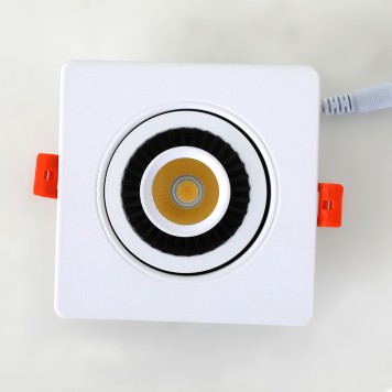 Светильник точечный Favourite Cardine 2417-1U-6