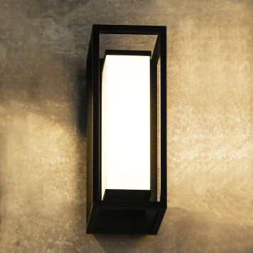 Уличный настенный светильник Favourite Barer 4385-1W-2