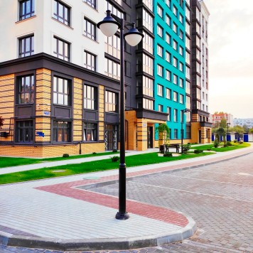 Уличный фонарь Fumagalli Ektor 4000/Midipilar/Vivi 2L Led-Hip V50.372.A20.AXH27-2