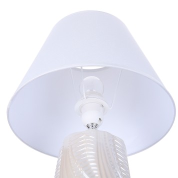 Лампа настольная Lumion Sinna 8211/1T-4