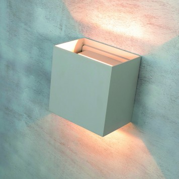 Уличный настенный светильник Mantra Davos 7435-4