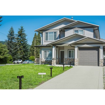 Уличный фонарь Maytoni Wall Street O010FL-02B-3