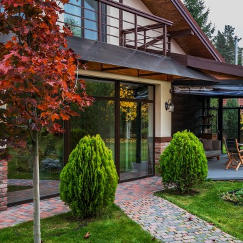 Уличный настенный светильник Maytoni Albion O413WL-01BZ-2