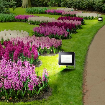 Уличный настенный светильник Novotech Armin 357526-1