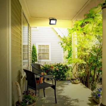 Уличный настенный светильник Novotech Armin 357527-1