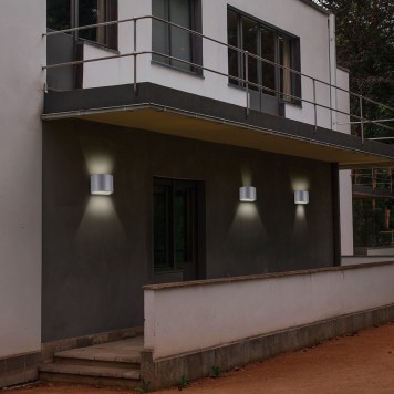 Уличный настенный светильник Novotech Kaimas 358003-2