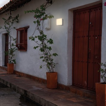 Уличный настенно-потолочный светильник Novotech Kaimas 358085-1