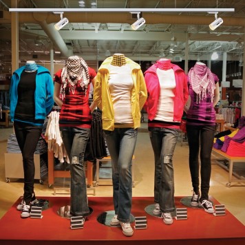 Трековый трехжильный светильник Novotech Pipe 370413-1