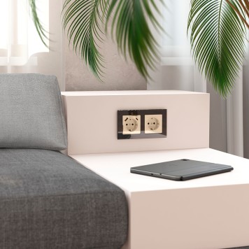 Розетка с заземлением Werkel айвори акрил W1171043-1