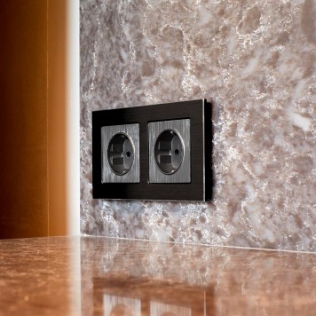 Розетка с заземлением и шторками Werkel графит рифленый W1171104-5