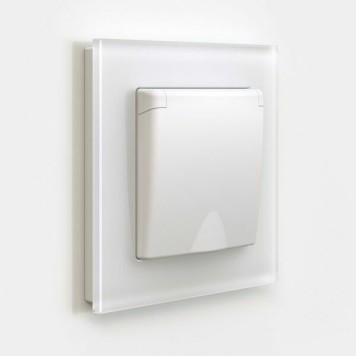 Розетка с заземлением и шторками c крышкой Werkel белый матовый W1171261-4