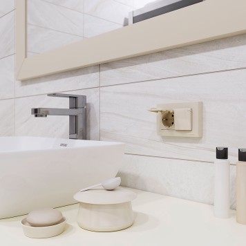 Розетка двойная влагозащищенная с заземлением, защитными крышками и шторками Werkel слоновая кость W1172203-1