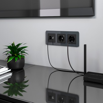 Розетка Werkel ТВ+Ethernet RJ-45 черный матовый W1181308-2