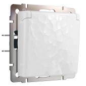 Розетка с заземлением, крышкой и шторками Werkel Hammer белый W1271201