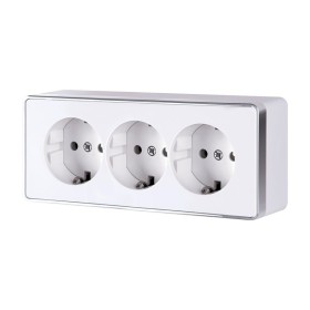 Розетка тройная с заземлением и шторками Werkel Gallant белый W5073101